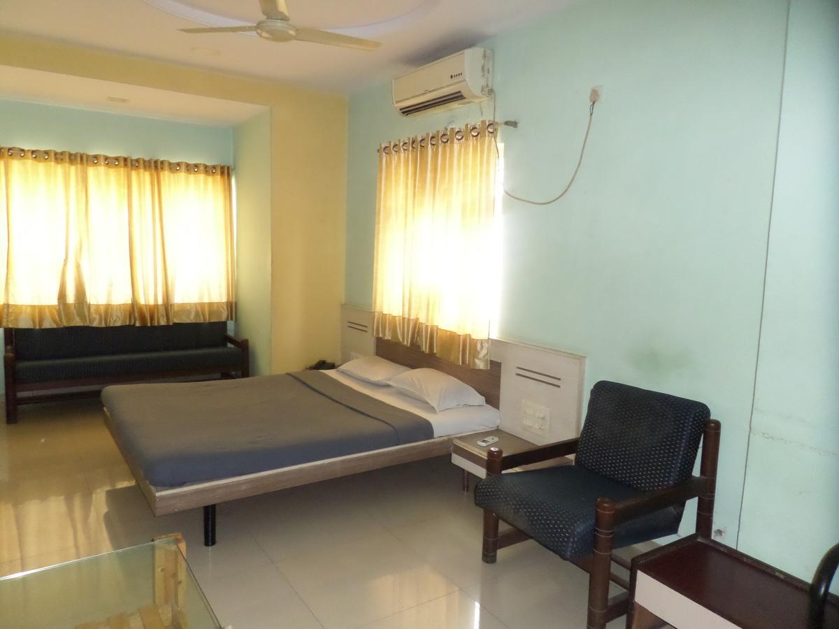 Hotel Sadanand Sangli Exterior photo